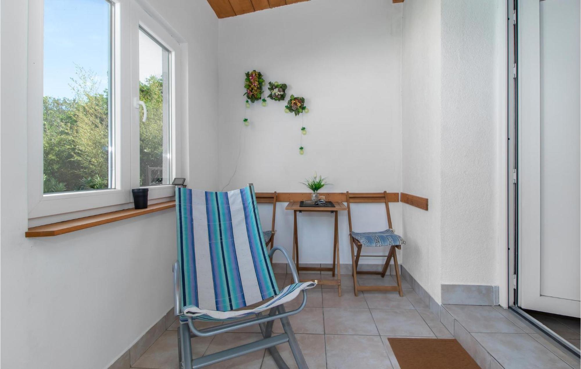 Nice Apartment In Smrika With Kitchen 외부 사진
